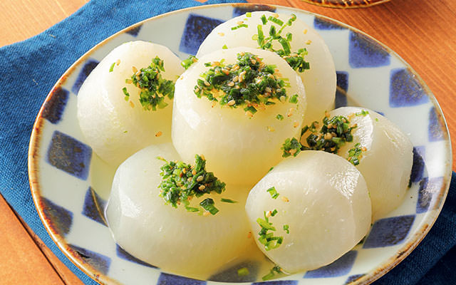 ニラ塩ダレの中華風ふろふき大根