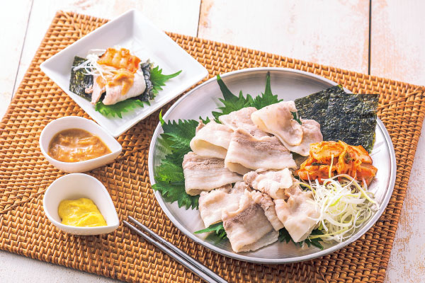 薄切り肉で簡単 ポッサム風茹で豚