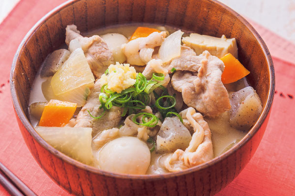 食べ応え抜群 「めぐみ野」豚の具だくさん豚汁